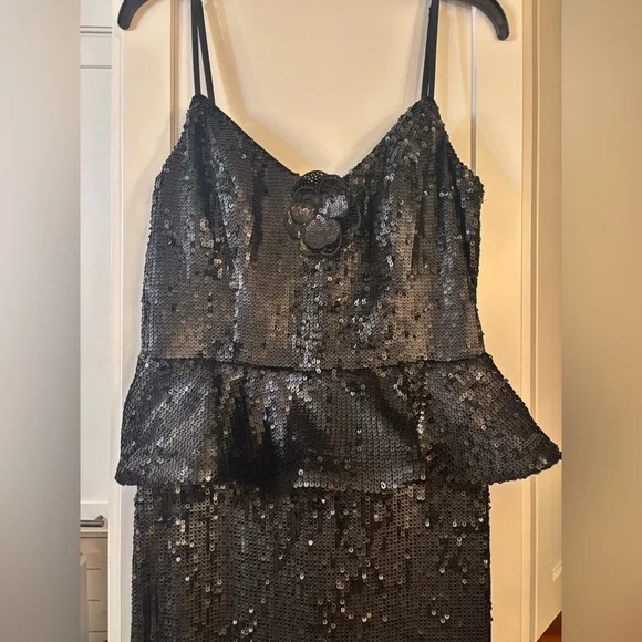 new Dress the Population Akiah sequin peplum flower gown in black